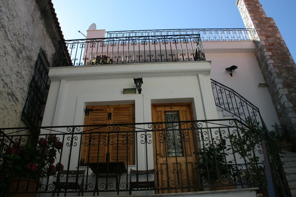 Maleatis Apollo Guesthouse Kosmás Exterior foto